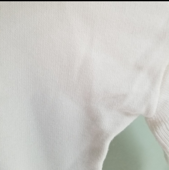 John and Jenn frill sleeve top - Picture 6 of 13